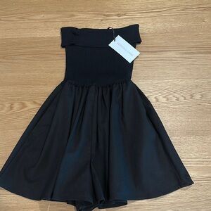 🖤 Kendall Lane Jojo Strapless Romper 🖤